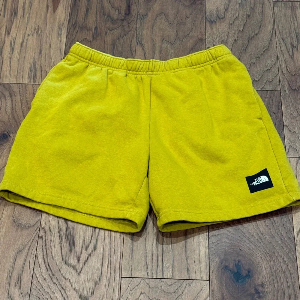 The North Face Mens Yellow Fleece Box Logo Shorts Never Stop Medium
